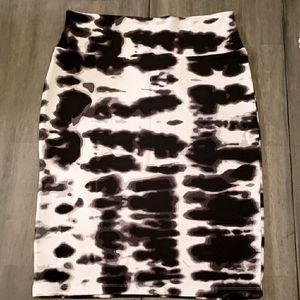 LuLaRoe Cassie Skirt - Size L